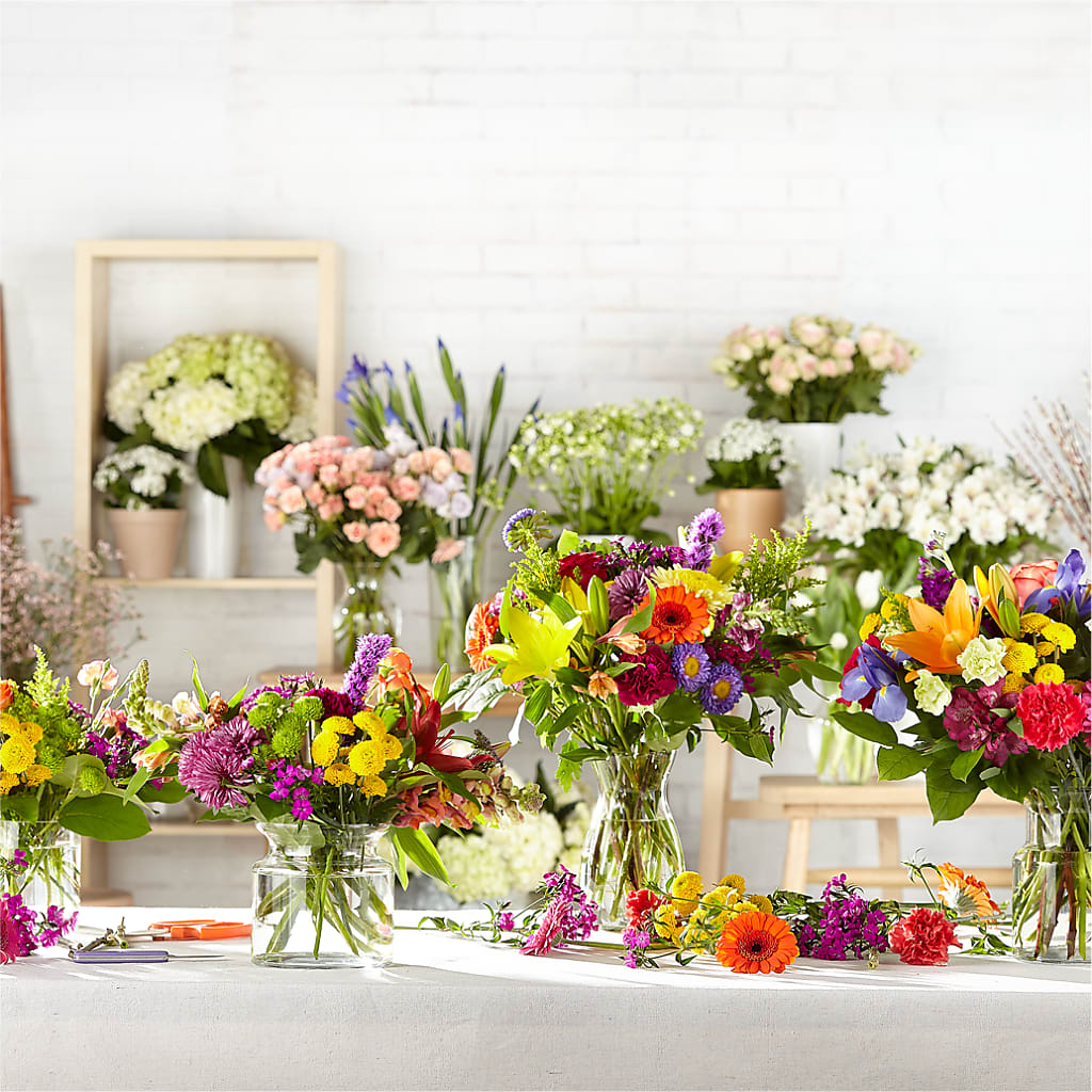 Bold & Bright – A Florist Original – BELMA'S PRECIOUS FLOWERS, Kodiak AK