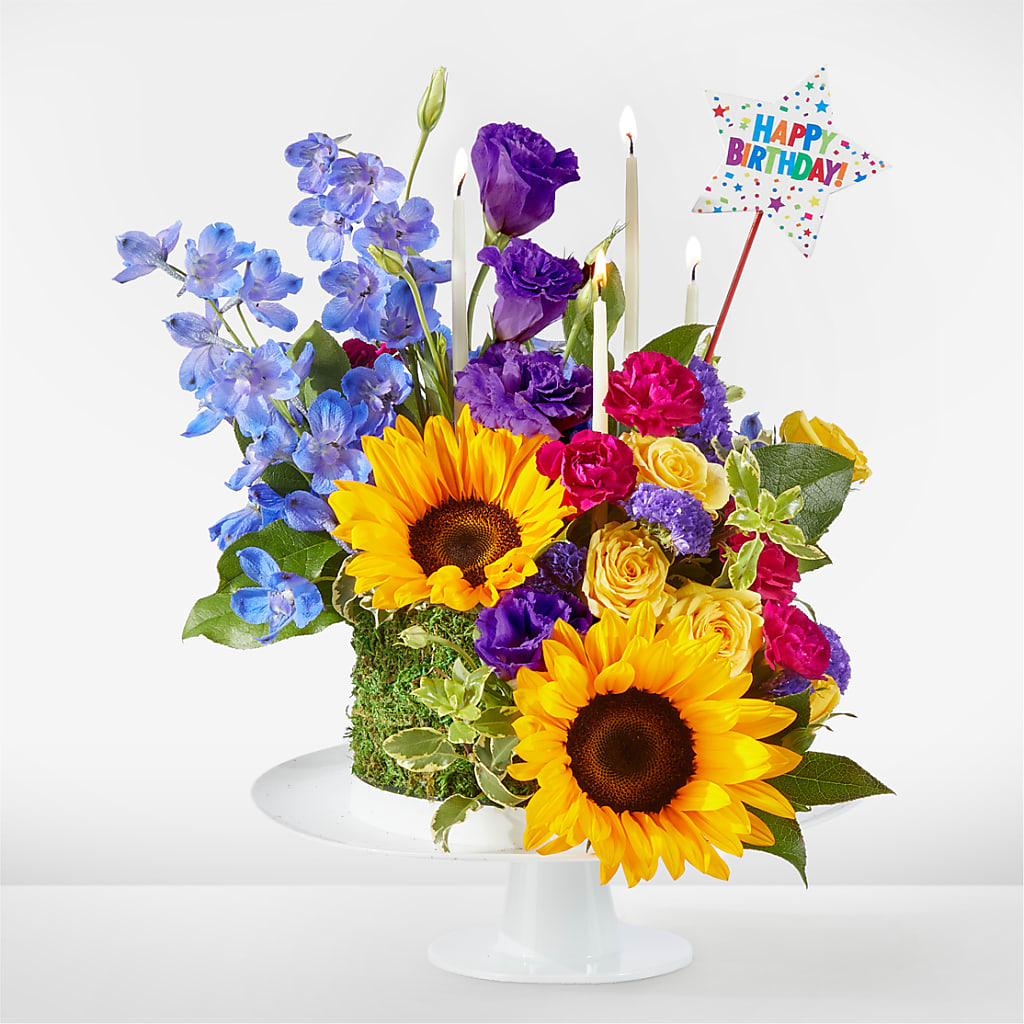 Star of the Day Floral Cake – BELMA'S PRECIOUS FLOWERS, Kodiak AK