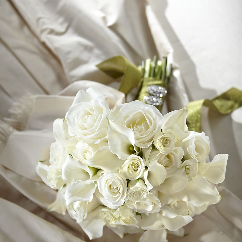 Serene Highness Bouquet – BELMA'S PRECIOUS FLOWERS, Kodiak AK