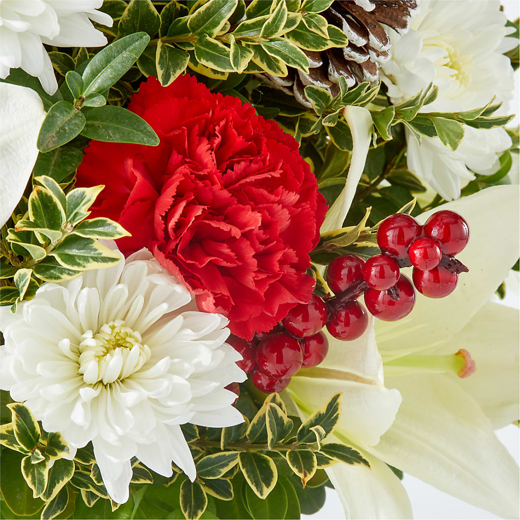 Festive Moments Tree – BELMA'S PRECIOUS FLOWERS, Kodiak AK
