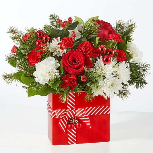 Presents Under the Tree Bouquet – BELMA'S PRECIOUS FLOWERS, Kodiak AK