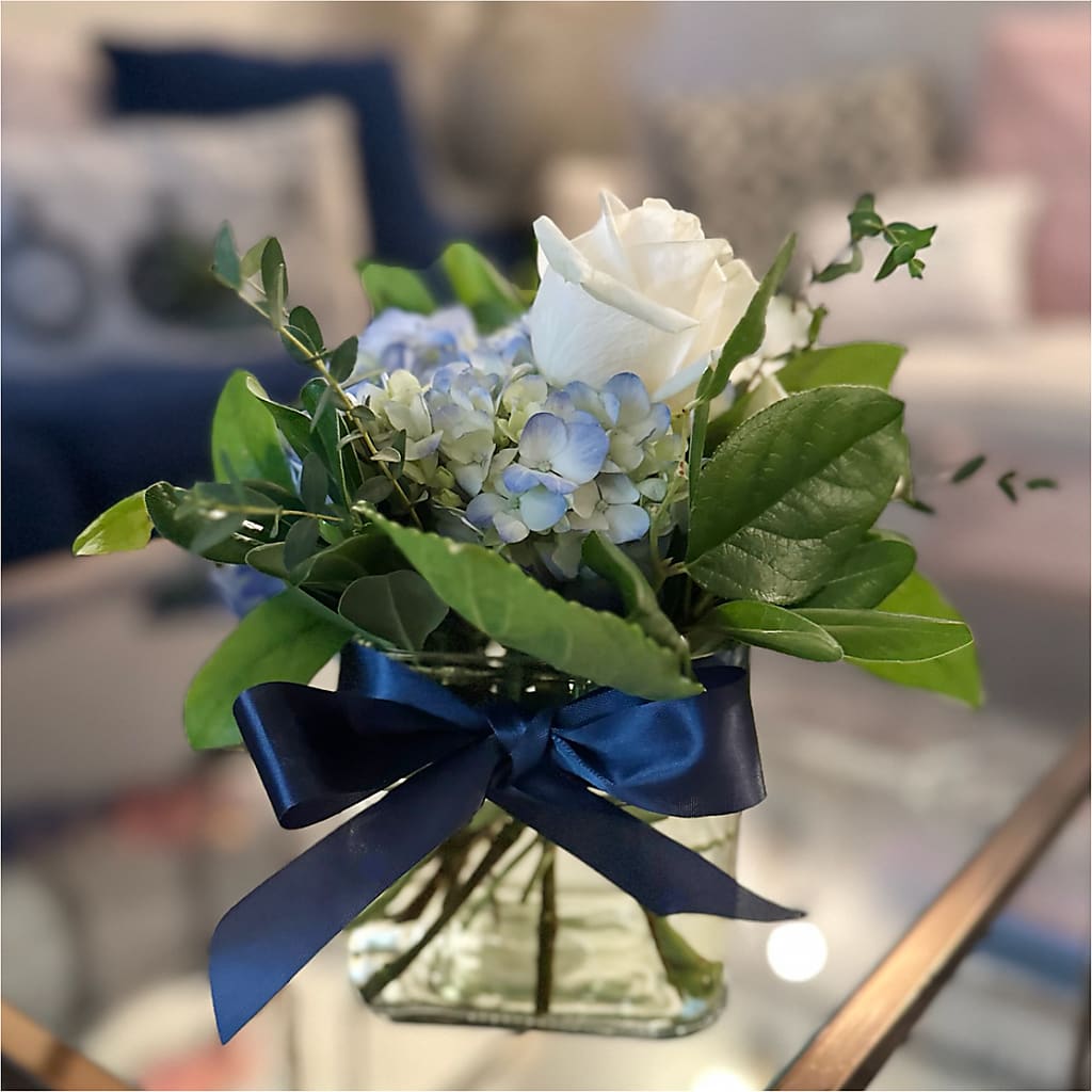 Sky Blue Delight Bouquet – BELMA'S PRECIOUS FLOWERS, Kodiak AK