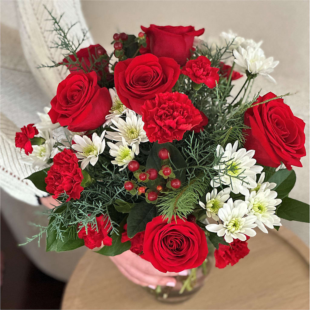 Seasonal Magic Bouquet – BELMA'S PRECIOUS FLOWERS, Kodiak AK