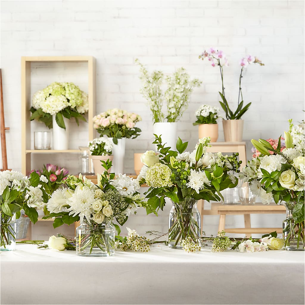 Classic Ivory – A Florist Original – BELMA'S PRECIOUS FLOWERS, Kodiak AK
