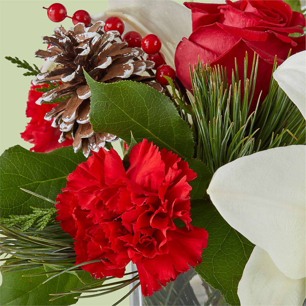 Glistening Icicles Bouquet – BELMA'S PRECIOUS FLOWERS, Kodiak AK