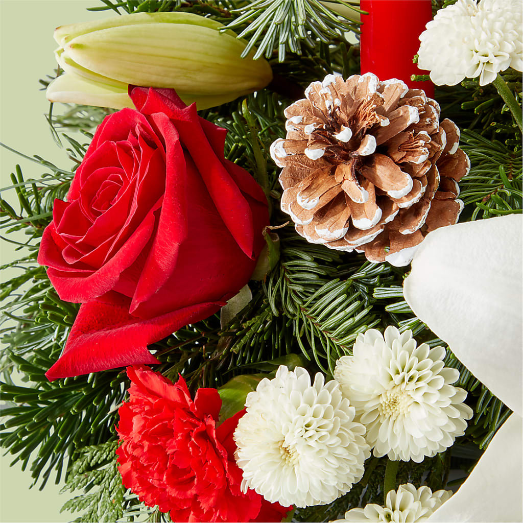 Seasonal Festivities Centerpiece – BELMA'S PRECIOUS FLOWERS, Kodiak AK