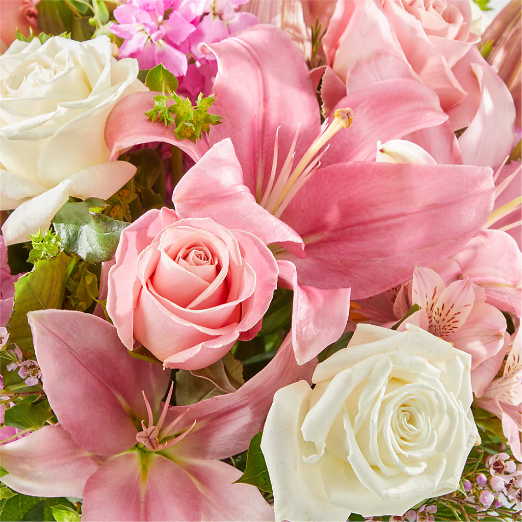 Ethereal Beauty Bouquet – BELMA'S PRECIOUS FLOWERS, Kodiak AK
