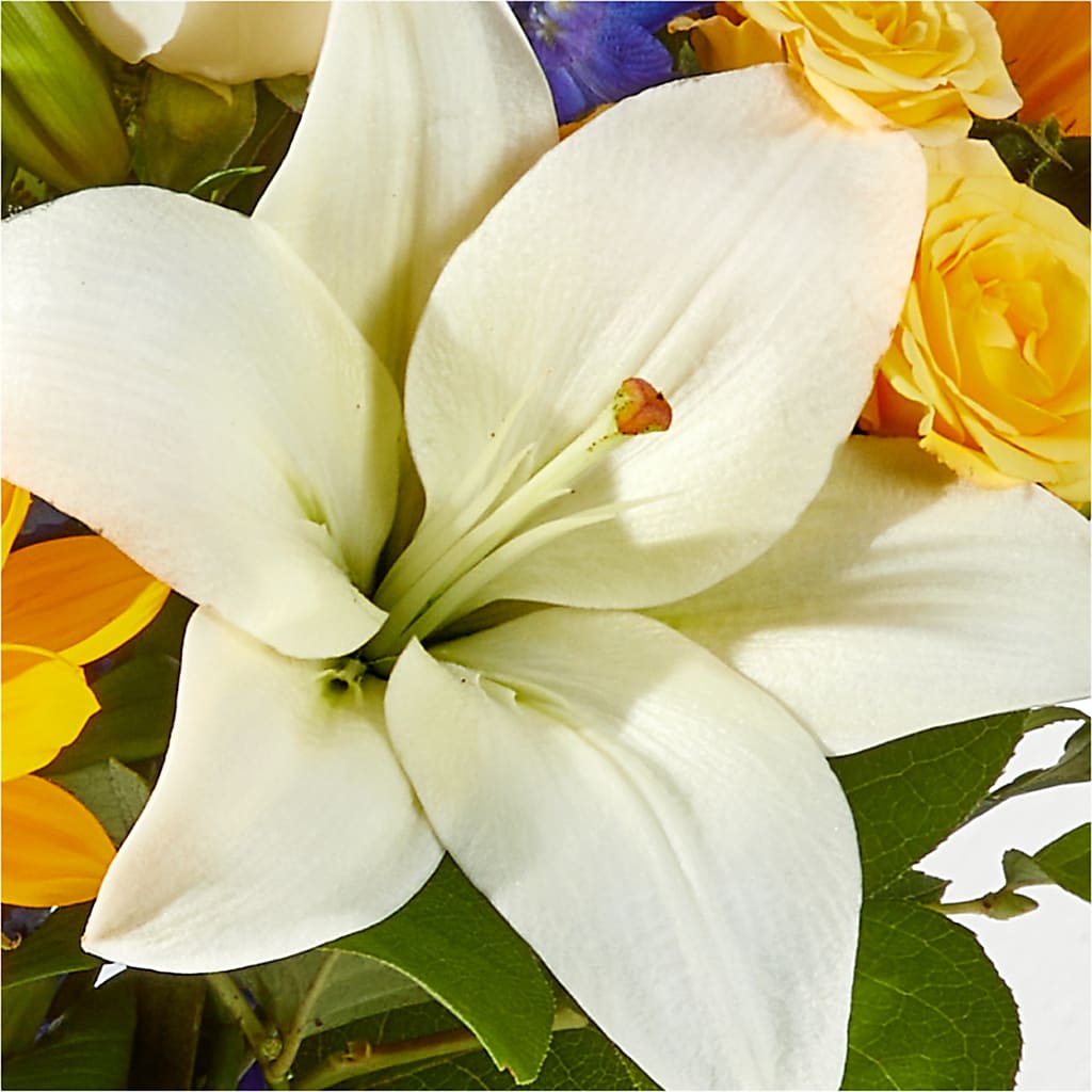Wonderfully Sunny Bouquet – BELMA'S PRECIOUS FLOWERS, Kodiak AK